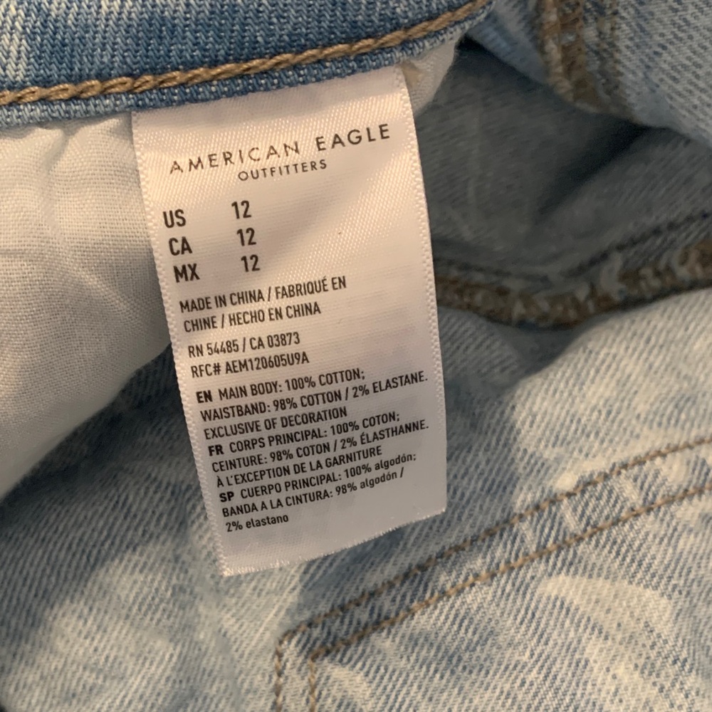 American Eagle Light Blue Acid Wash Cutoff Shorts 12 - Picture 4 of 4